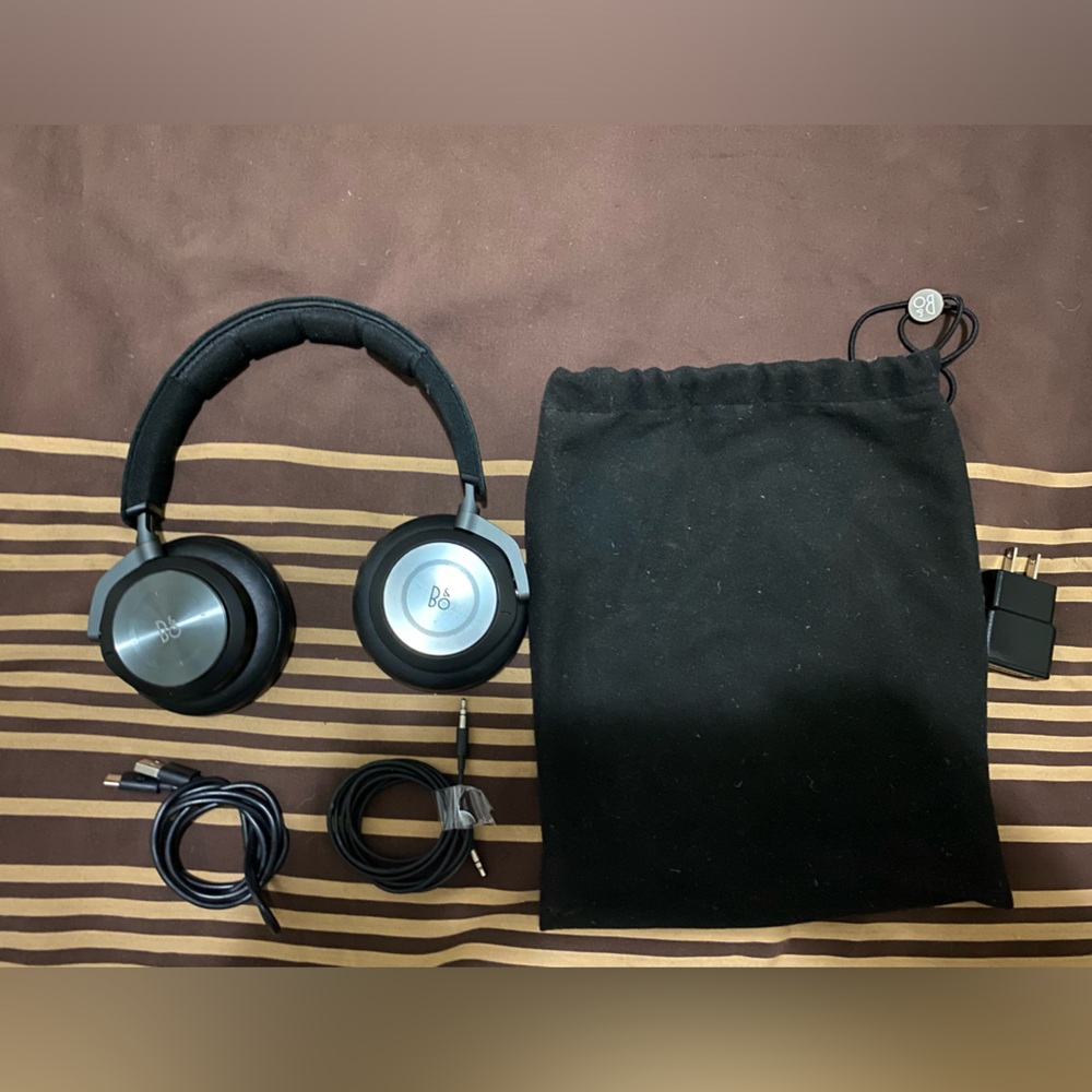 B&O BANG & OLUFSEN WIRELESS GAMING MUSIC HEADSET
